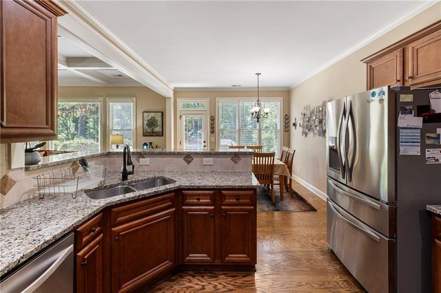 2116 Ector Place NW, Kennesaw, GA 30152