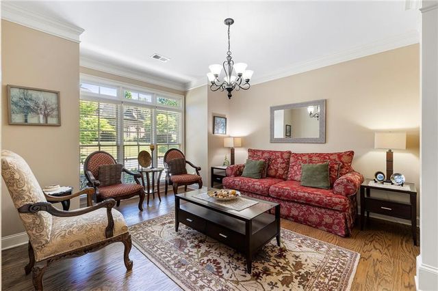 2116 Ector Place NW, Kennesaw, GA 30152