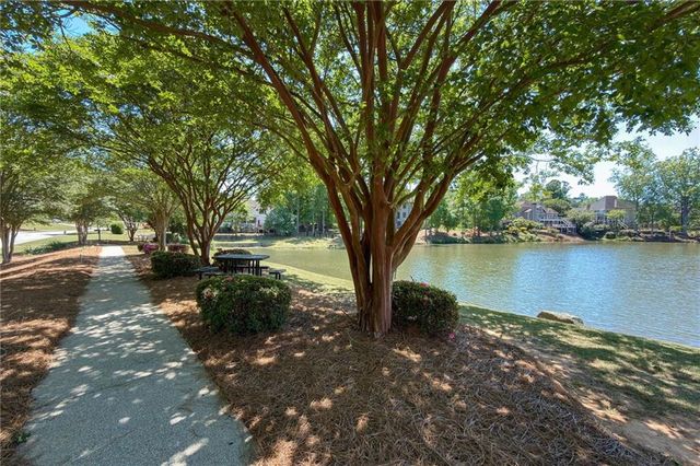 2116 Ector Place NW, Kennesaw, GA 30152