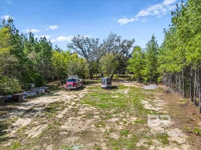 22544 Lechner Road, Robertsdale, AL 36567