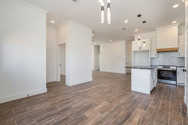 230 Flying Bridge Drive, Gun Barrel City, TX 75156