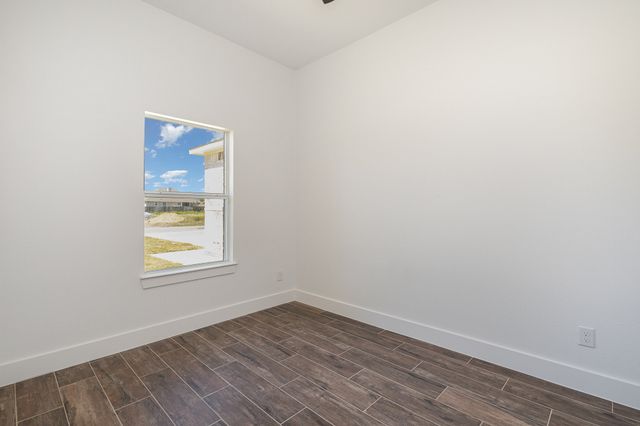 230 Flying Bridge Drive, Gun Barrel City, TX 75156