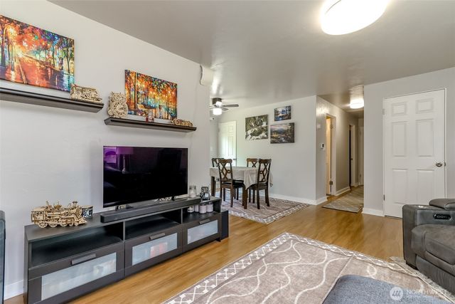 30411 12th Place SW, Federal Way, WA 98023