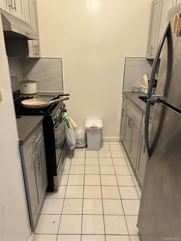 34-26 10th Street, Astoria, NY 11106