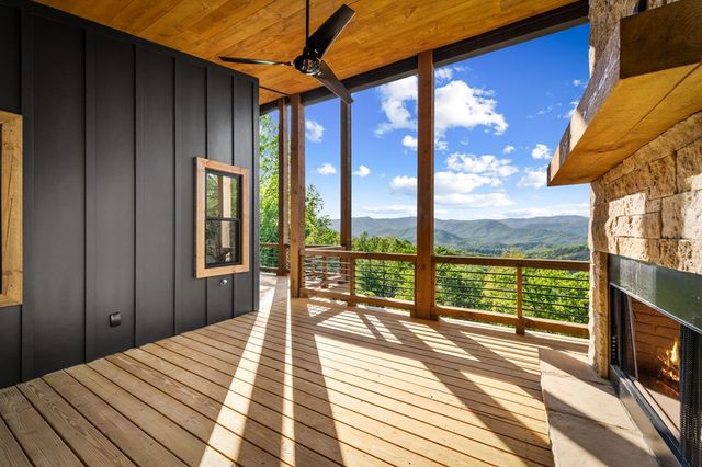146 7 Figure Ridge, Blue Ridge, GA 30513