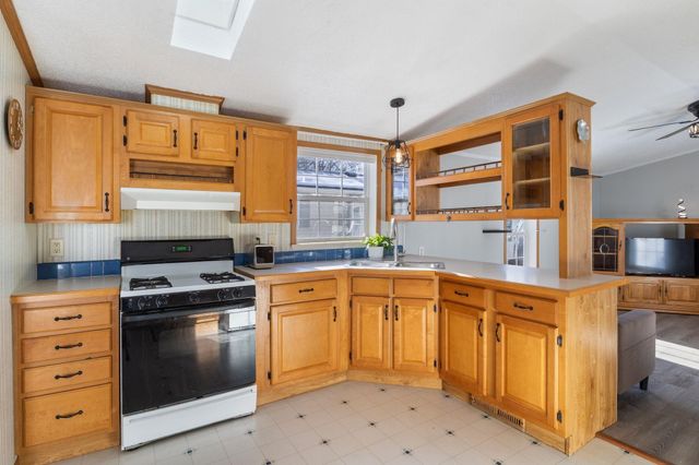 69 Polly Ann Park, Dover, NH 03820