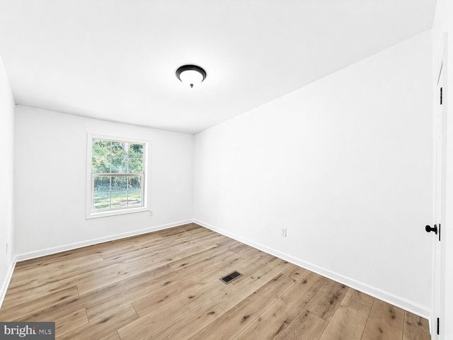 310 JASMINE LN, Martinsburg, WV 25401