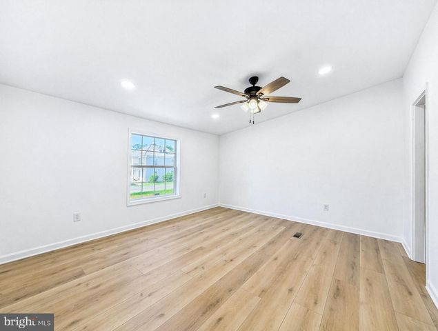 310 JASMINE LN, Martinsburg, WV 25401
