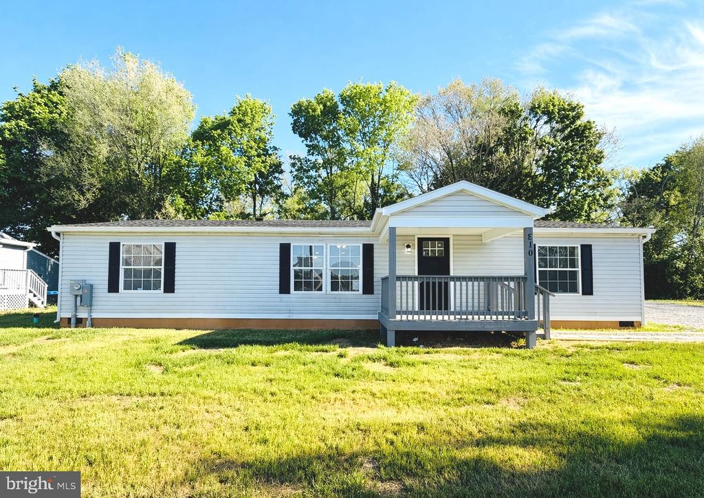 310 JASMINE LN, Martinsburg, WV 25401