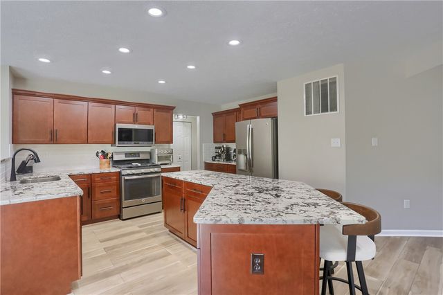 1821 Pioneer Drive, Franklin Park, PA 15143