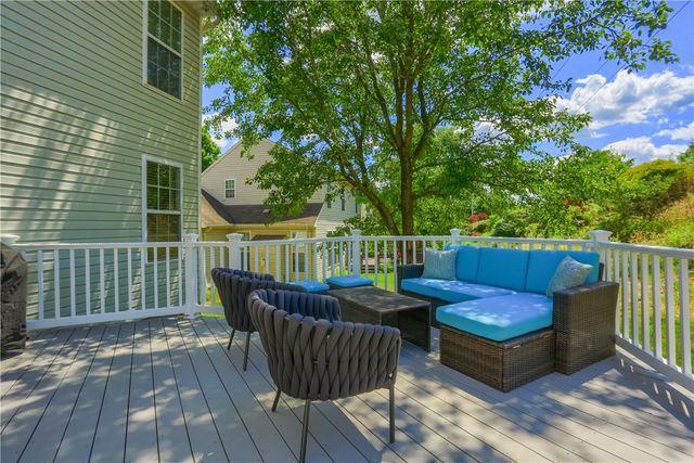 1821 Pioneer Drive, Franklin Park, PA 15143