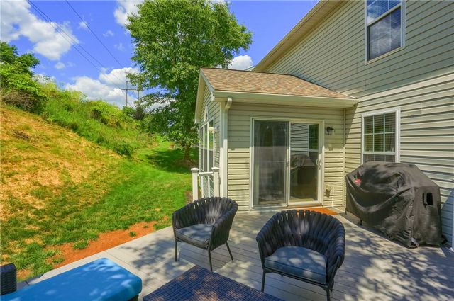 1821 Pioneer Drive, Franklin Park, PA 15143