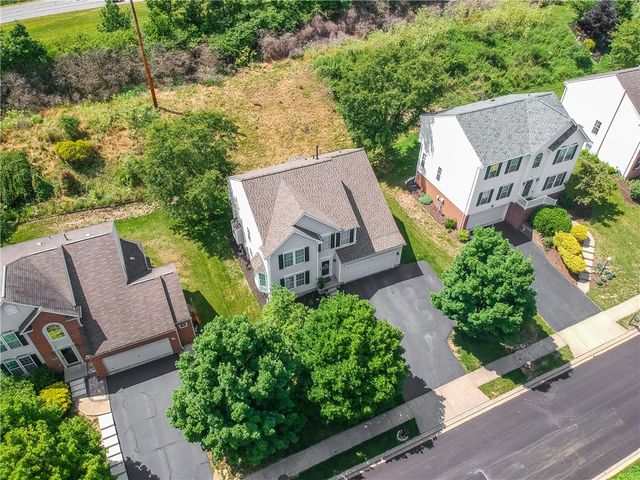 1821 Pioneer Drive, Franklin Park, PA 15143