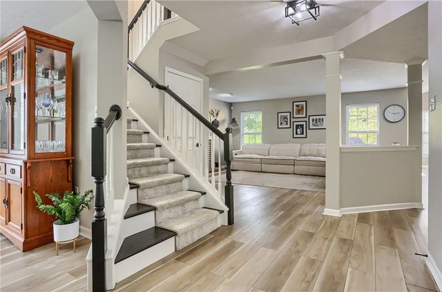 1821 Pioneer Drive, Franklin Park, PA 15143