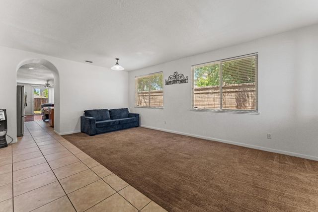 23 Delta Tule Ct, Sacramento, CA 95834