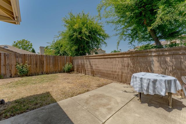 23 Delta Tule Ct, Sacramento, CA 95834