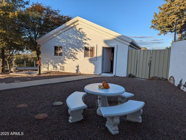 568 N Las Flores Drive, Oracle, AZ 85623