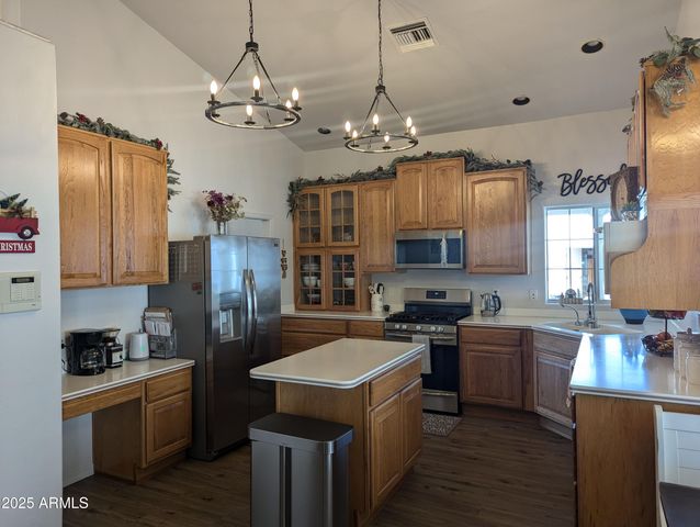 568 N Las Flores Drive, Oracle, AZ 85623