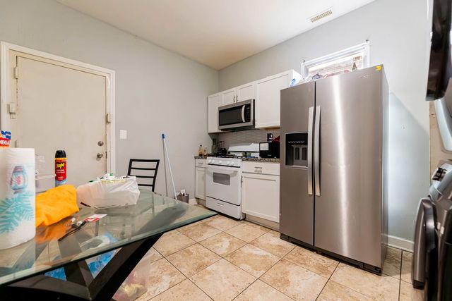 6713 S Sangamon Street, Chicago, IL 60621