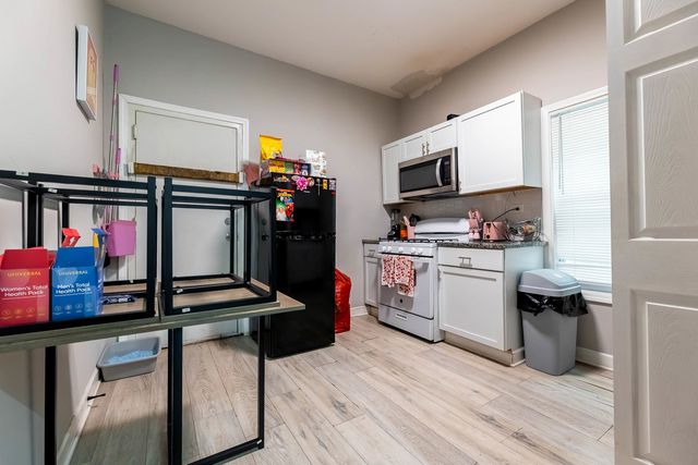 6713 S Sangamon Street, Chicago, IL 60621