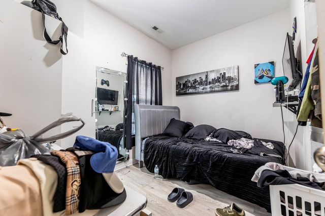 6713 S Sangamon Street, Chicago, IL 60621