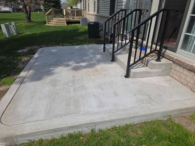 13313 Wyndemere Circle, Sterling Heights, MI 48313