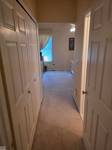13313 Wyndemere Circle, Sterling Heights, MI 48313