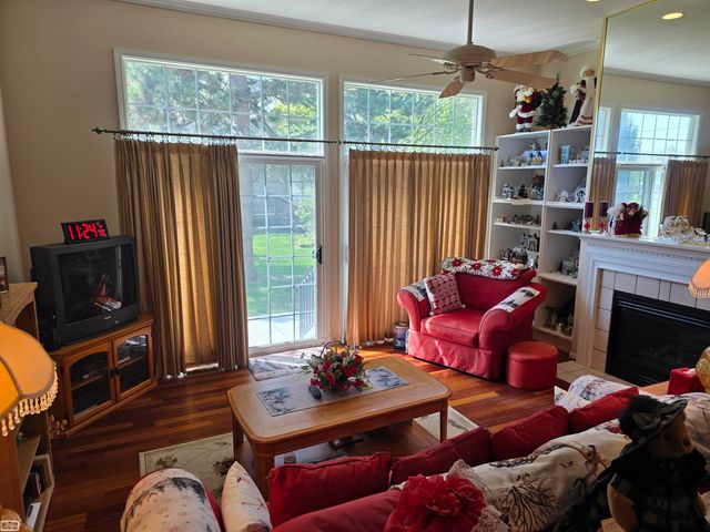 13313 Wyndemere Circle, Sterling Heights, MI 48313
