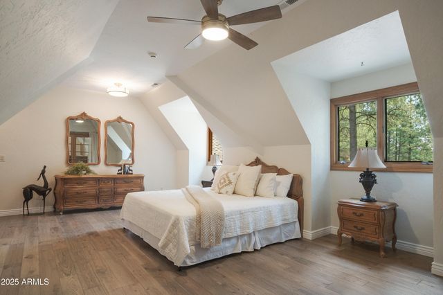 4927 E Mount Pleasant Drive, Flagstaff, AZ 86004