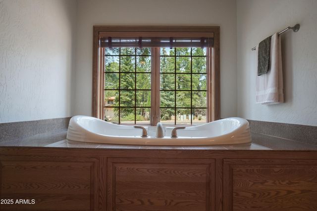 4927 E Mount Pleasant Drive, Flagstaff, AZ 86004