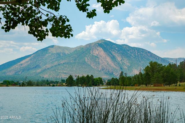 4927 E Mount Pleasant Drive, Flagstaff, AZ 86004