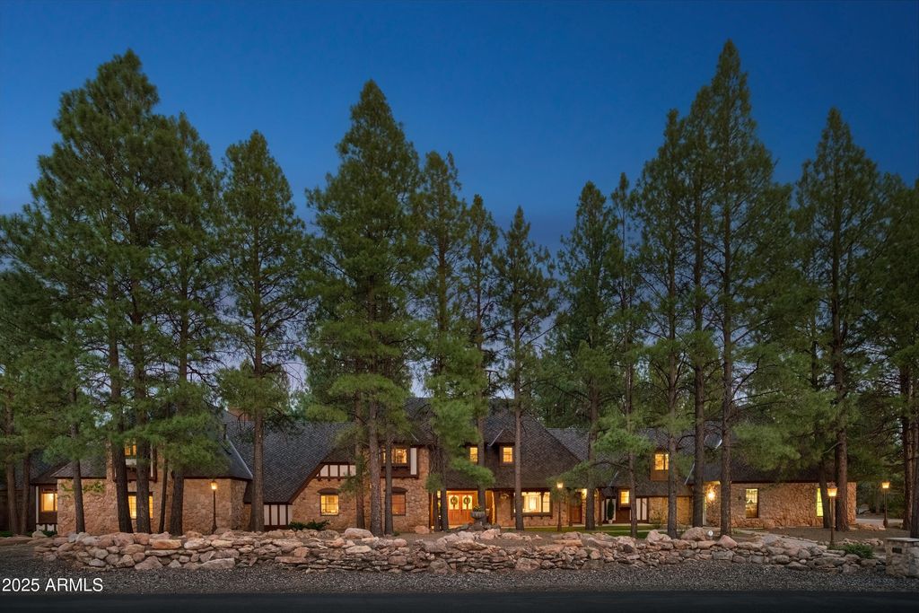 4927 E Mount Pleasant Drive, Flagstaff, AZ 86004