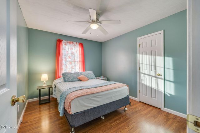 18160 Ridgeview Drive, Abingdon, VA 24211