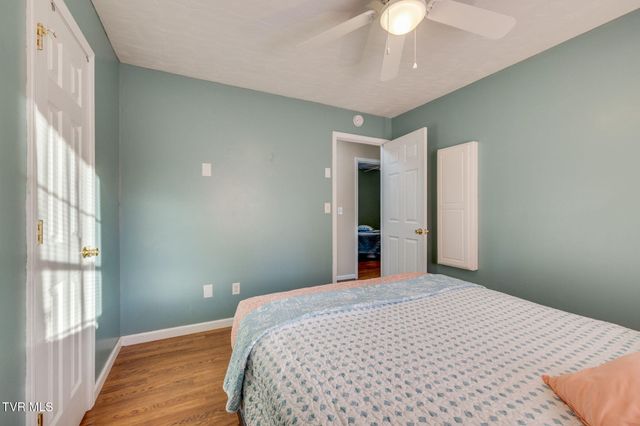 18160 Ridgeview Drive, Abingdon, VA 24211