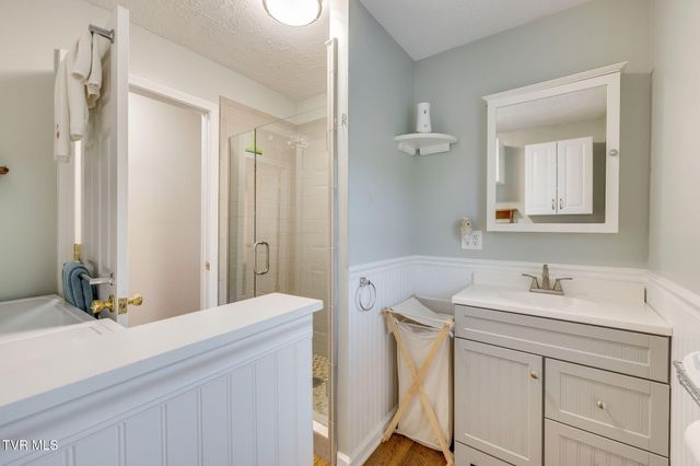 18160 Ridgeview Drive, Abingdon, VA 24211