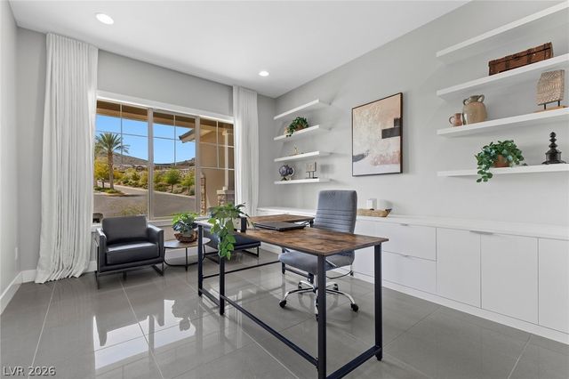 11200 Luna Blanca Drive, Las Vegas, NV 89138