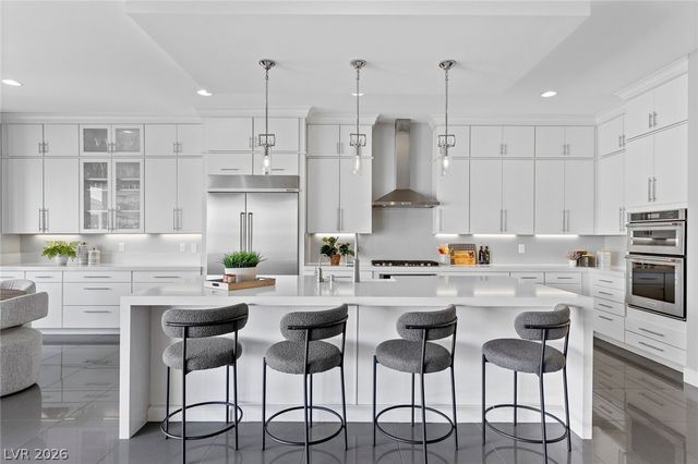 11200 Luna Blanca Drive, Las Vegas, NV 89138