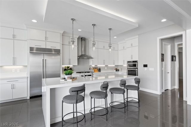 11200 Luna Blanca Drive, Las Vegas, NV 89138