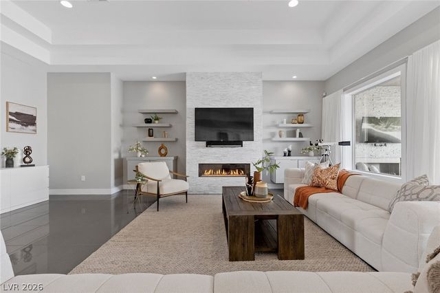 11200 Luna Blanca Drive, Las Vegas, NV 89138