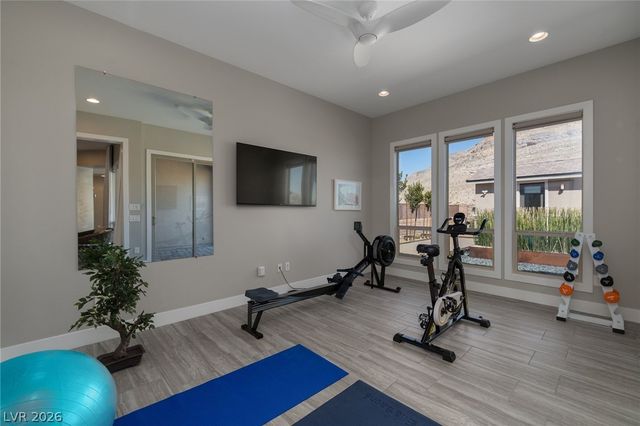 11200 Luna Blanca Drive, Las Vegas, NV 89138