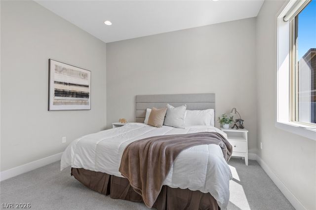 11200 Luna Blanca Drive, Las Vegas, NV 89138