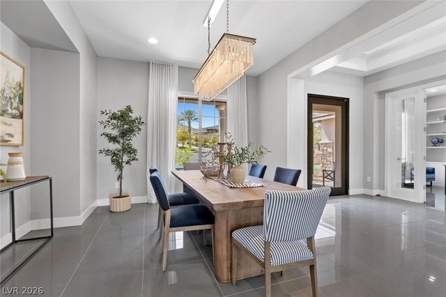 11200 Luna Blanca Drive, Las Vegas, NV 89138