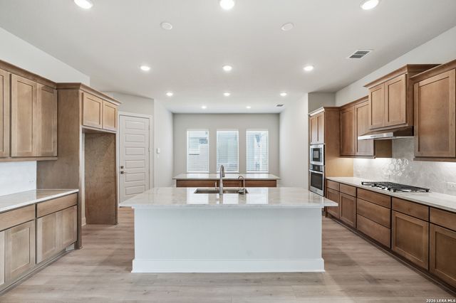 109 La Jara, Boerne, TX 78006