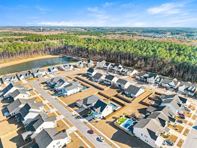 222 Woodland Oak Way, Summerville, SC 29485