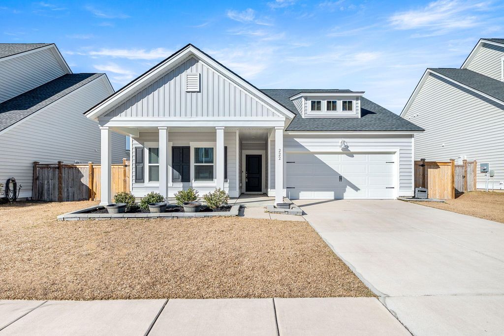 222 Woodland Oak Way, Summerville, SC 29485