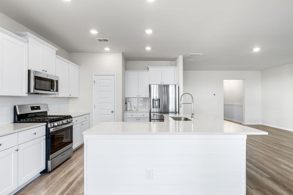 Image 20 of property listing at 222 Woodland Oak Way, Summerville, SC 29485