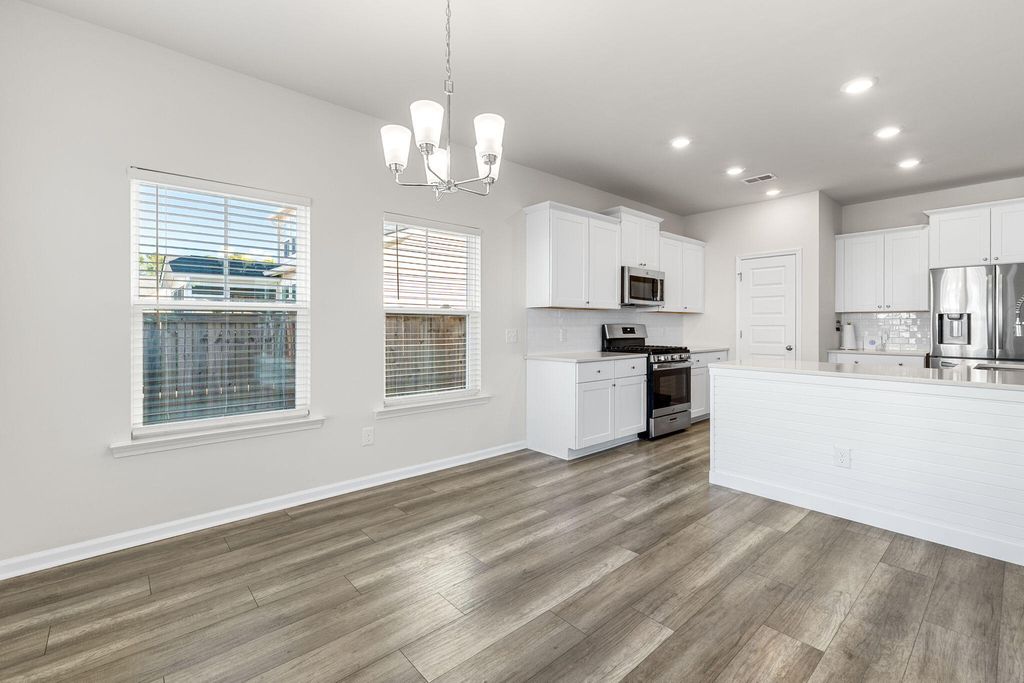 Image 22 of property listing at 222 Woodland Oak Way, Summerville, SC 29485