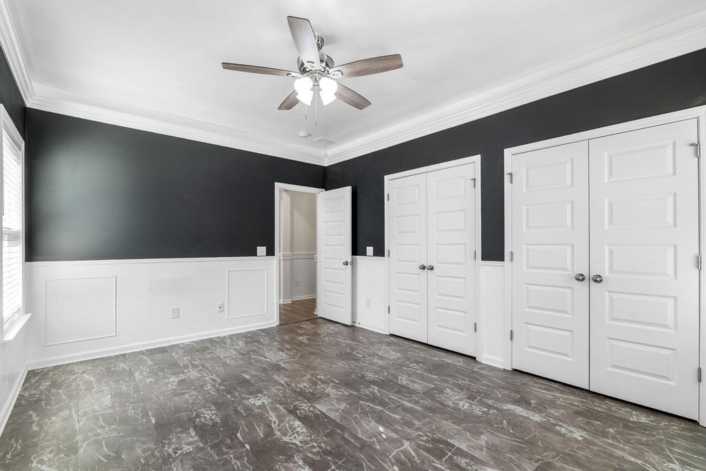 Image 8 of property listing at 222 Woodland Oak Way, Summerville, SC 29485