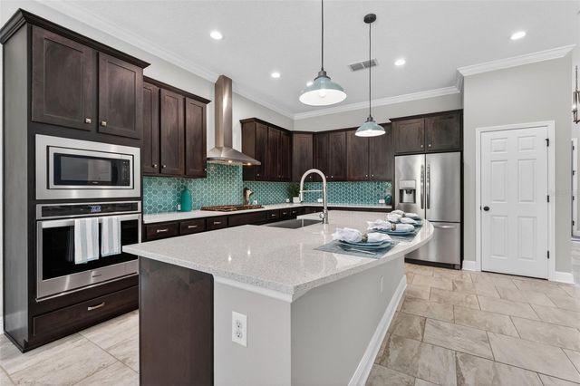 6312 HEIRLOOM PLACE, Apollo Beach, FL 33572