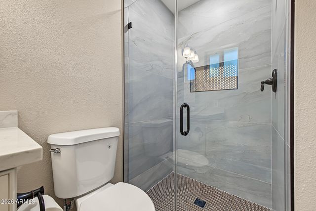 2301 E LAUREL Lane, Phoenix, AZ 85028